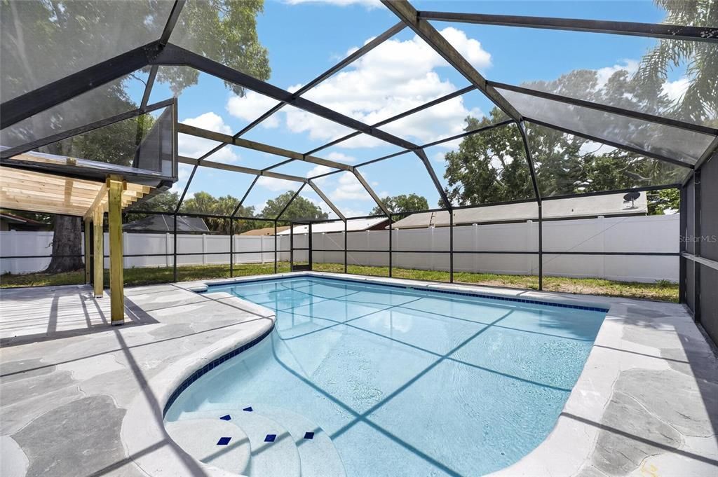 For Sale: $430,000 (4 beds, 3 baths, 1635 Square Feet)