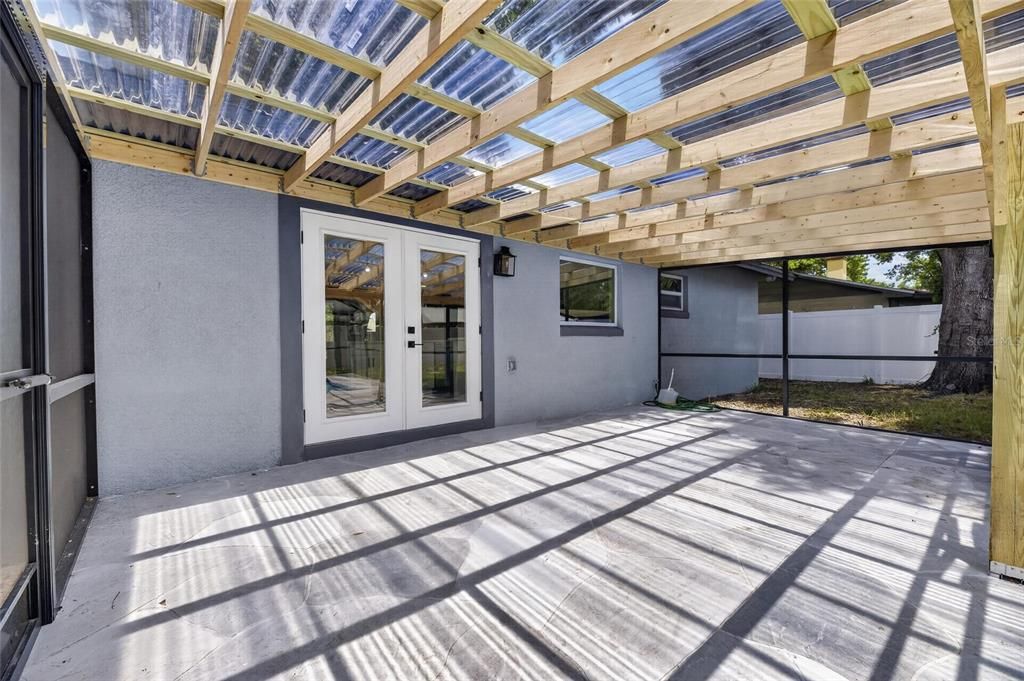 For Sale: $430,000 (4 beds, 3 baths, 1635 Square Feet)