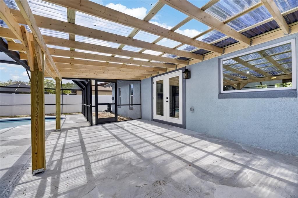 For Sale: $430,000 (4 beds, 3 baths, 1635 Square Feet)