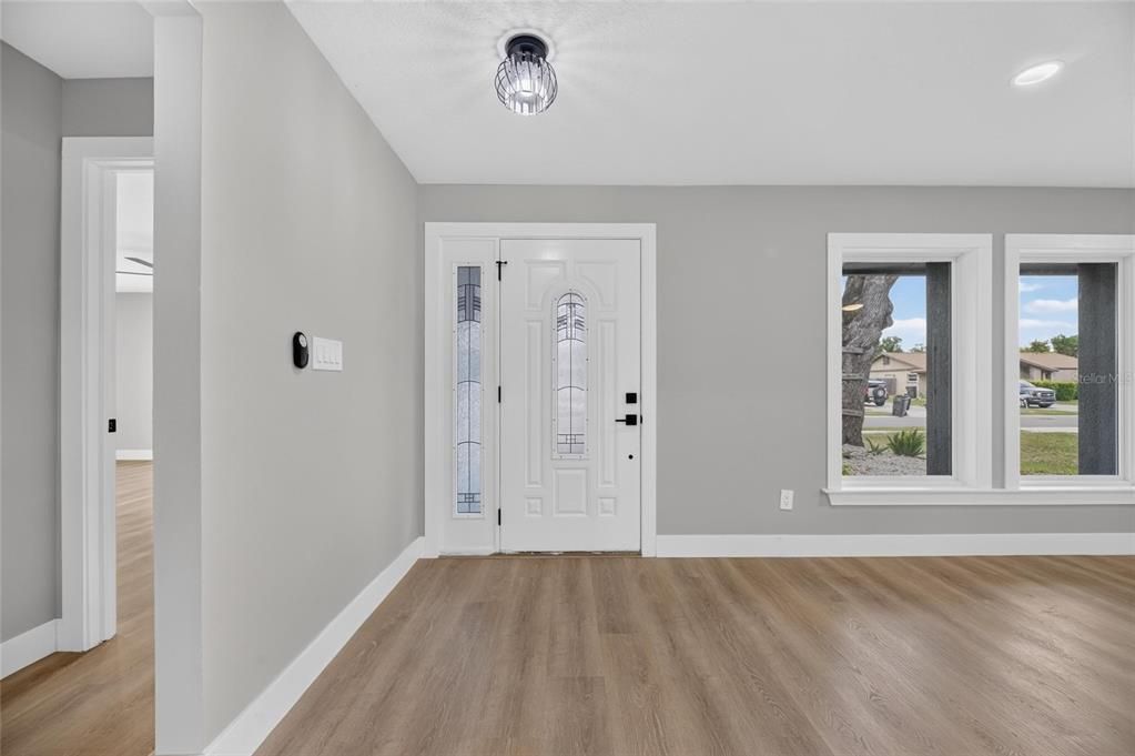For Sale: $430,000 (4 beds, 3 baths, 1635 Square Feet)