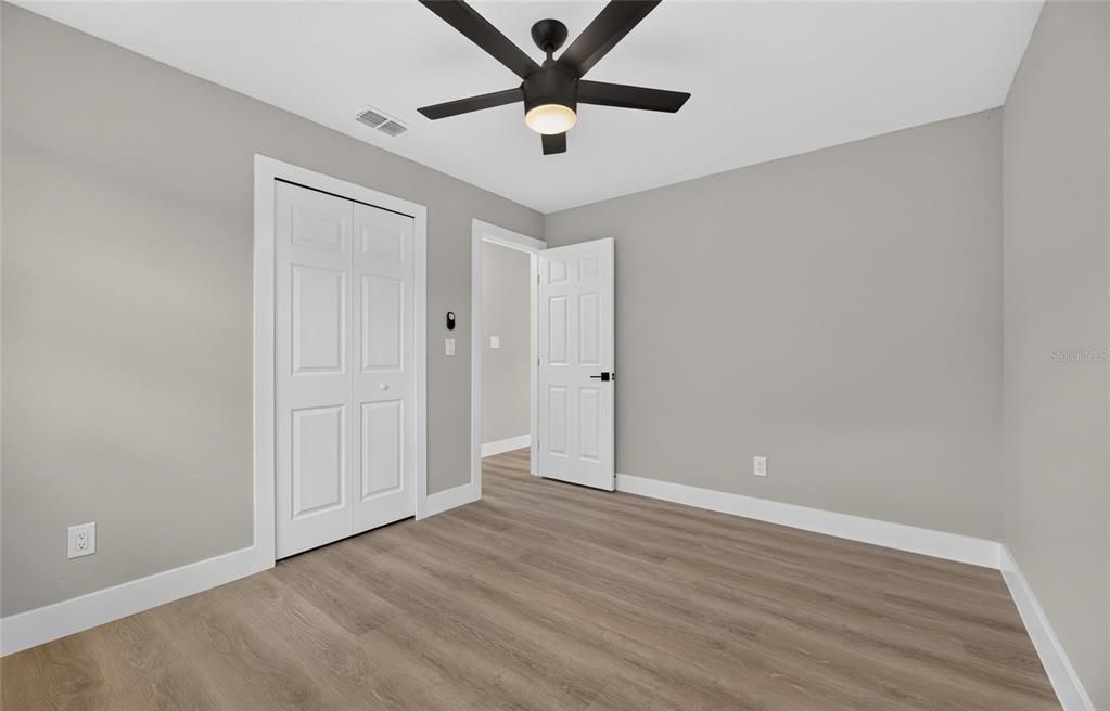 For Sale: $430,000 (4 beds, 3 baths, 1635 Square Feet)