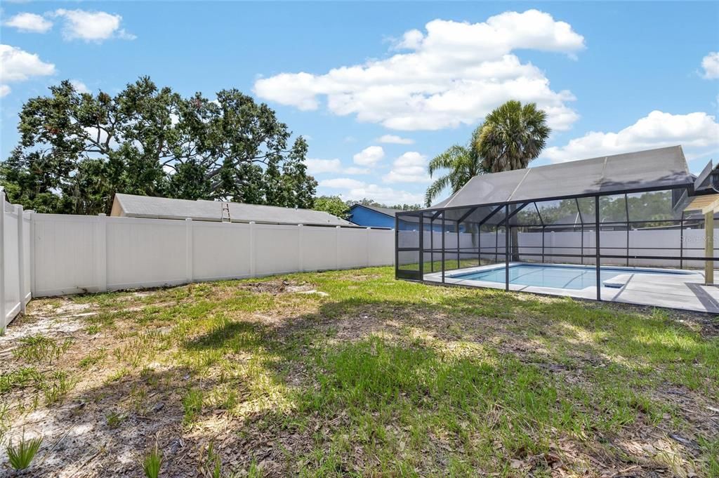For Sale: $430,000 (4 beds, 3 baths, 1635 Square Feet)