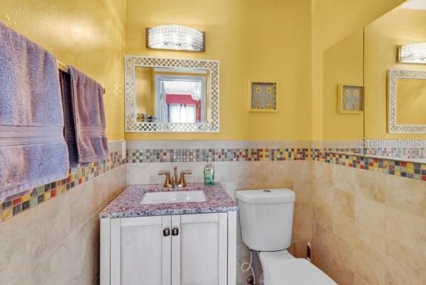 На продажу: $369,000 (2 спален, 1 ванн, 1230 Квадратных фут)