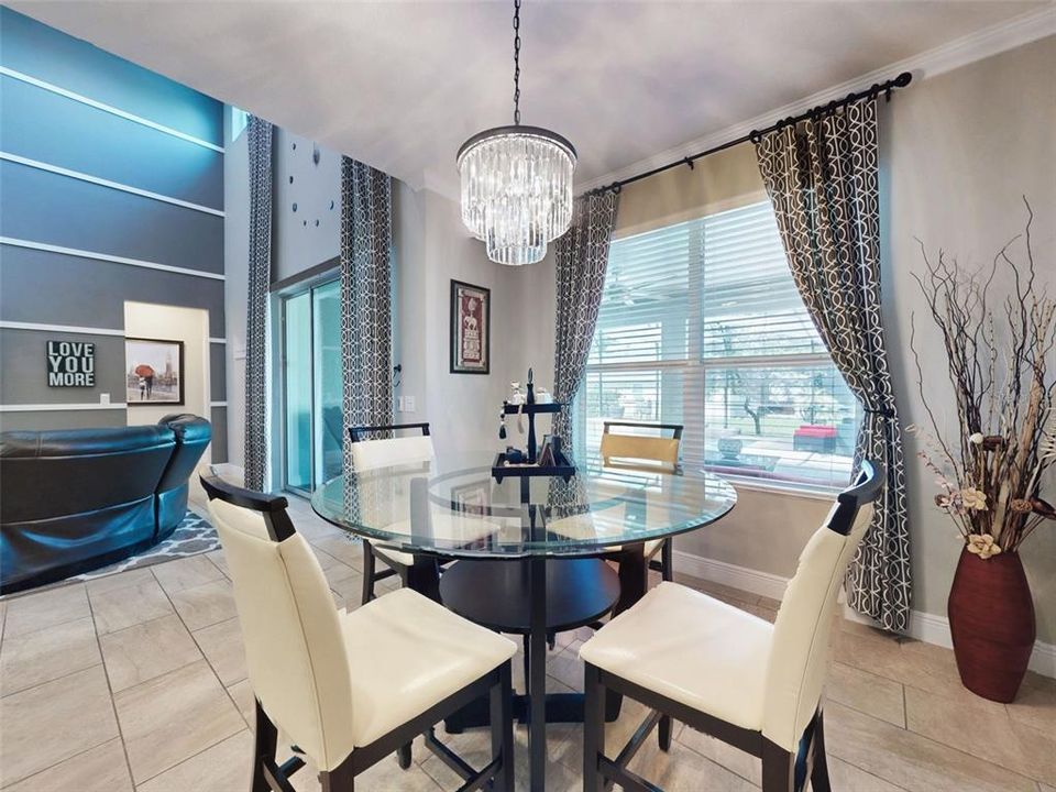 На продажу: $769,900 (5 спален, 3 ванн, 3573 Квадратных фут)