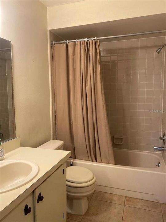 В аренду: $1,450 (2 спален, 2 ванн, 991 Квадратных фут)
