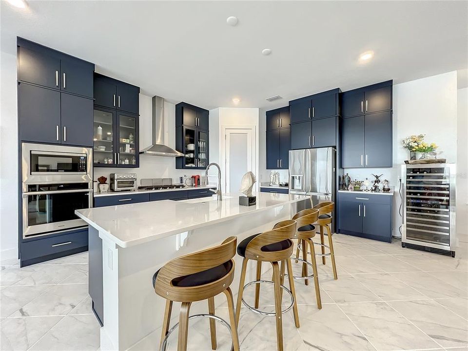 На продажу: $949,900 (4 спален, 3 ванн, 3440 Квадратных фут)