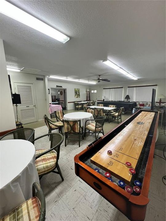 For Sale: $78,800 (2 beds, 1 baths, 840 Square Feet)