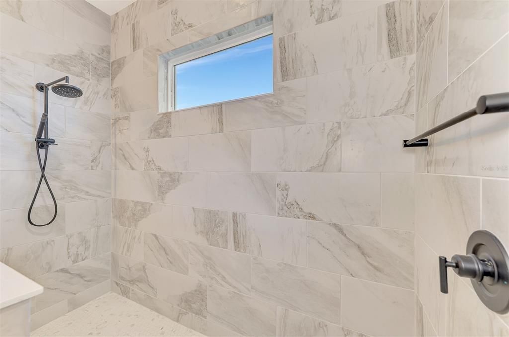 For Sale: $645,000 (3 beds, 2 baths, 2348 Square Feet)
