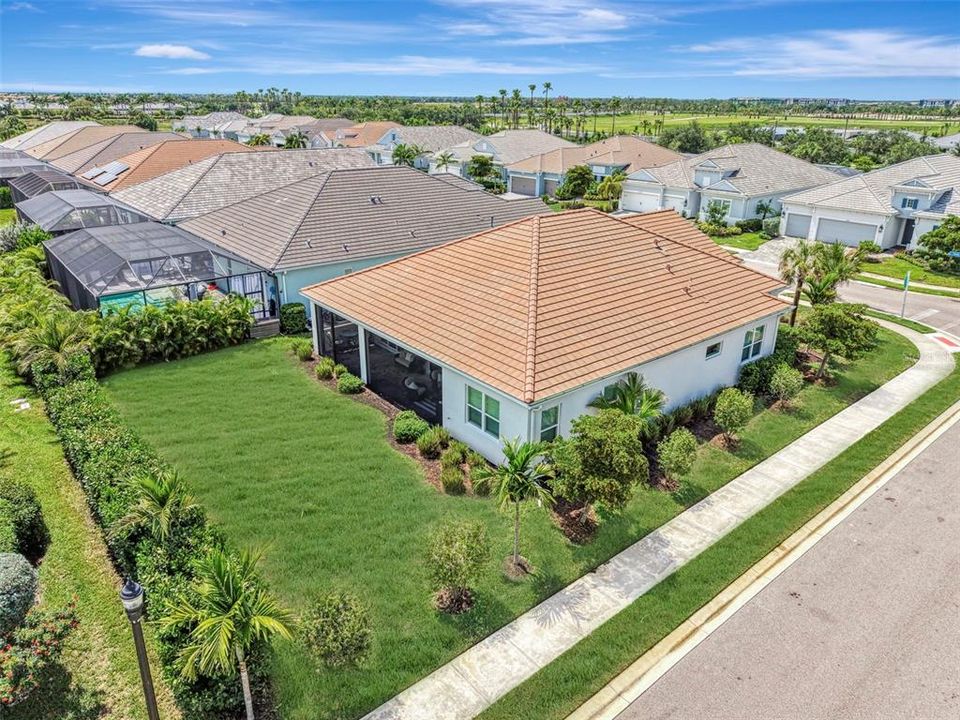 For Sale: $645,000 (3 beds, 2 baths, 2348 Square Feet)