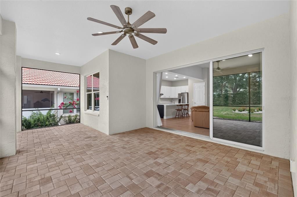 For Sale: $396,000 (2 beds, 2 baths, 1823 Square Feet)