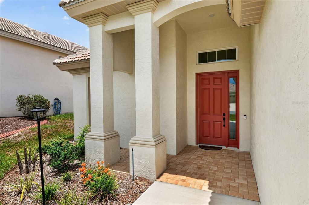 For Sale: $396,000 (2 beds, 2 baths, 1823 Square Feet)