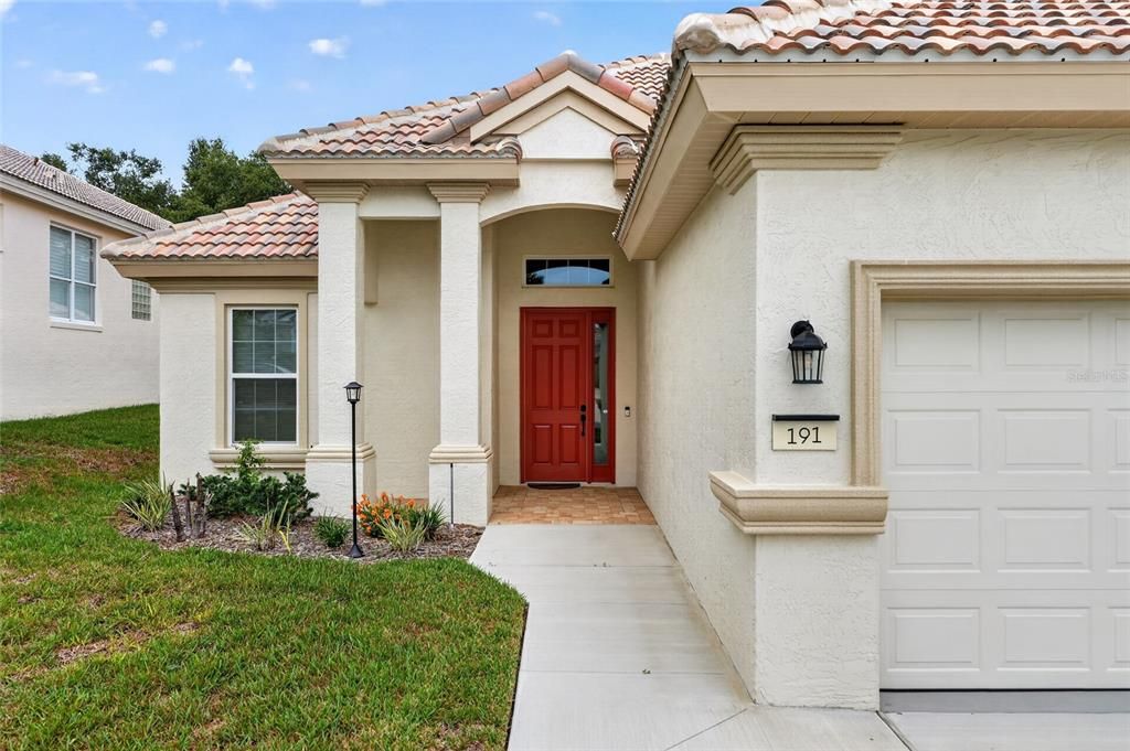 For Sale: $396,000 (2 beds, 2 baths, 1823 Square Feet)