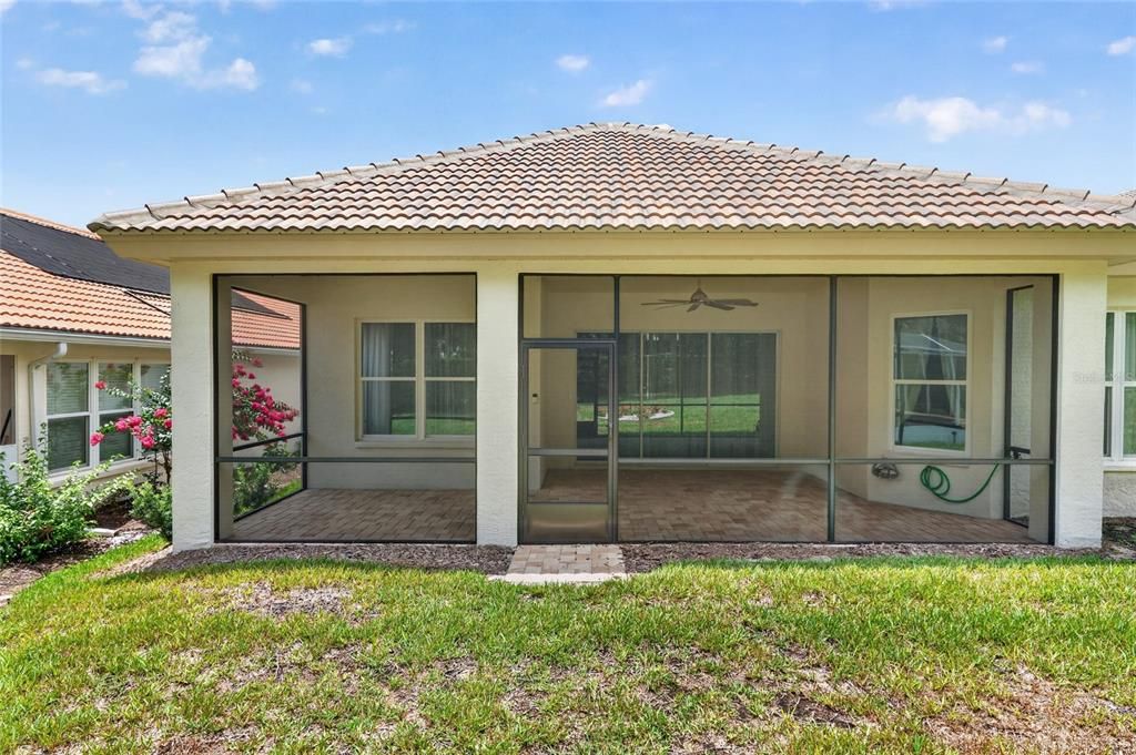 For Sale: $396,000 (2 beds, 2 baths, 1823 Square Feet)