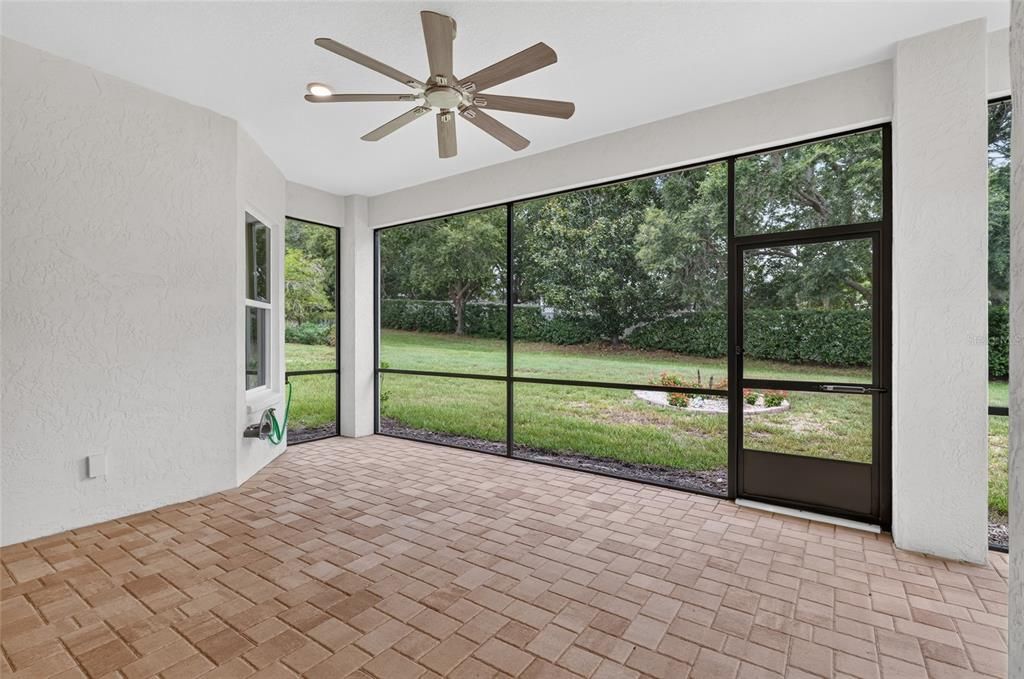 For Sale: $396,000 (2 beds, 2 baths, 1823 Square Feet)