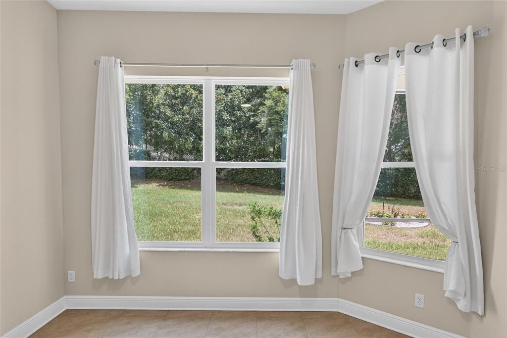 For Sale: $396,000 (2 beds, 2 baths, 1823 Square Feet)