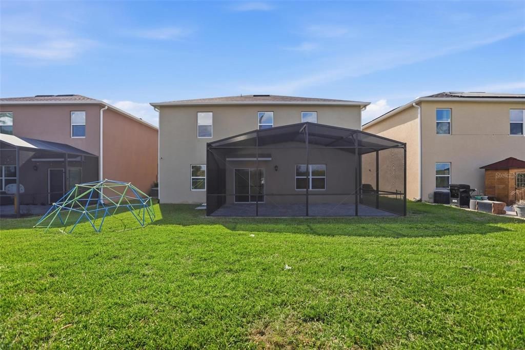 For Rent: $2,800 (4 beds, 2 baths, 2526 Square Feet)