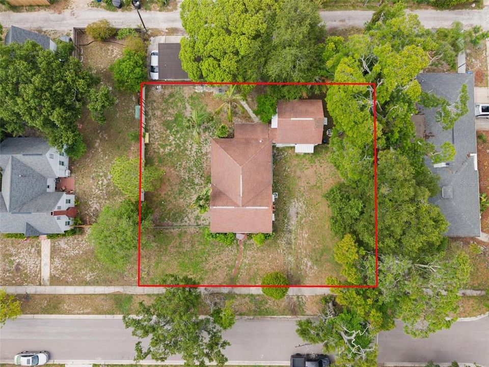For Sale: $550,000 (5 beds, 3 baths, 1432 Square Feet)