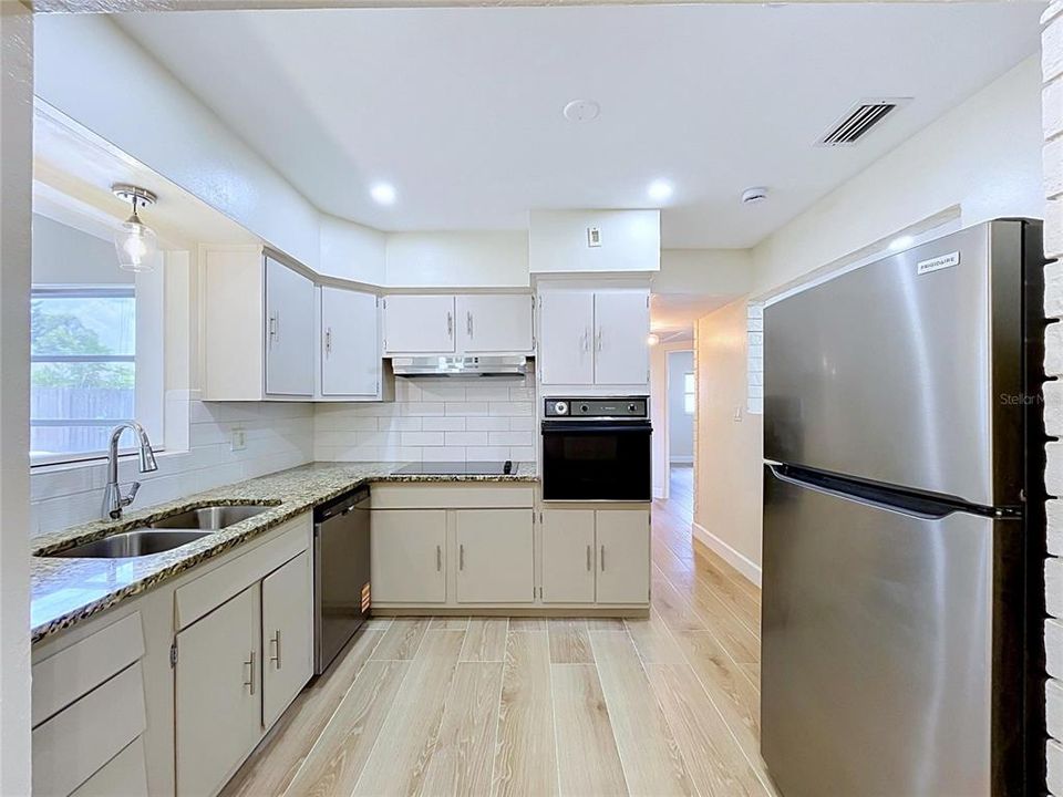 For Sale: $485,000 (3 beds, 2 baths, 1488 Square Feet)