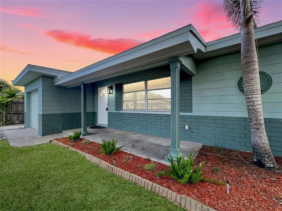 For Sale: $485,000 (3 beds, 2 baths, 1488 Square Feet)