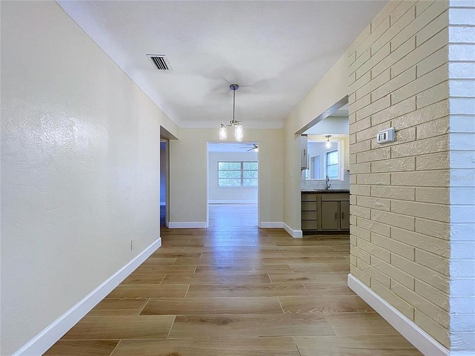 For Sale: $485,000 (3 beds, 2 baths, 1488 Square Feet)