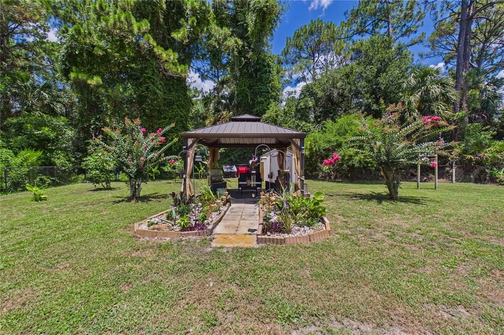 En Venta: $392,500 (3 camas, 2 baños, 1870 Pies cuadrados)