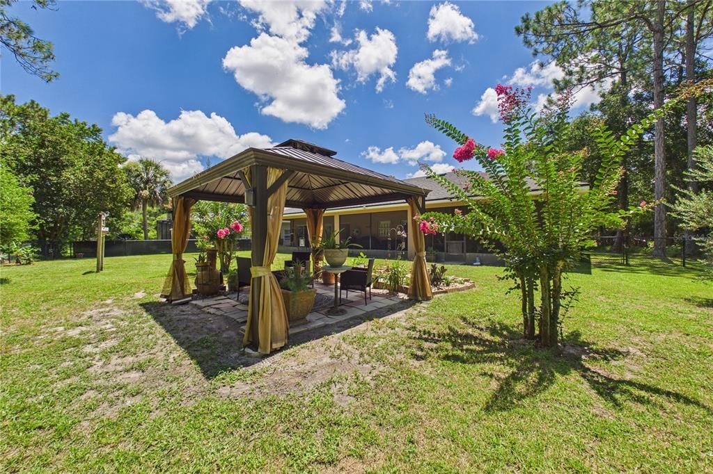 En Venta: $392,500 (3 camas, 2 baños, 1870 Pies cuadrados)