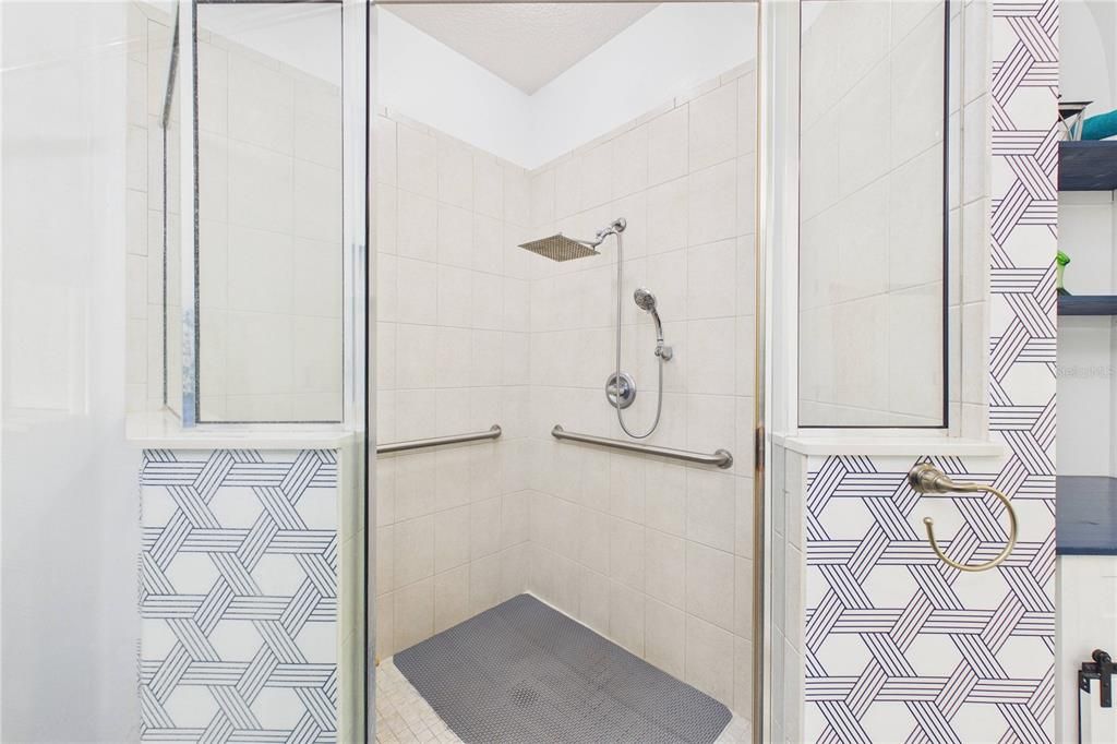 En Venta: $392,500 (3 camas, 2 baños, 1870 Pies cuadrados)