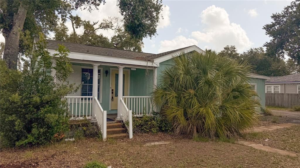 For Sale: $349,900 (4 beds, 2 baths, 2195 Square Feet)