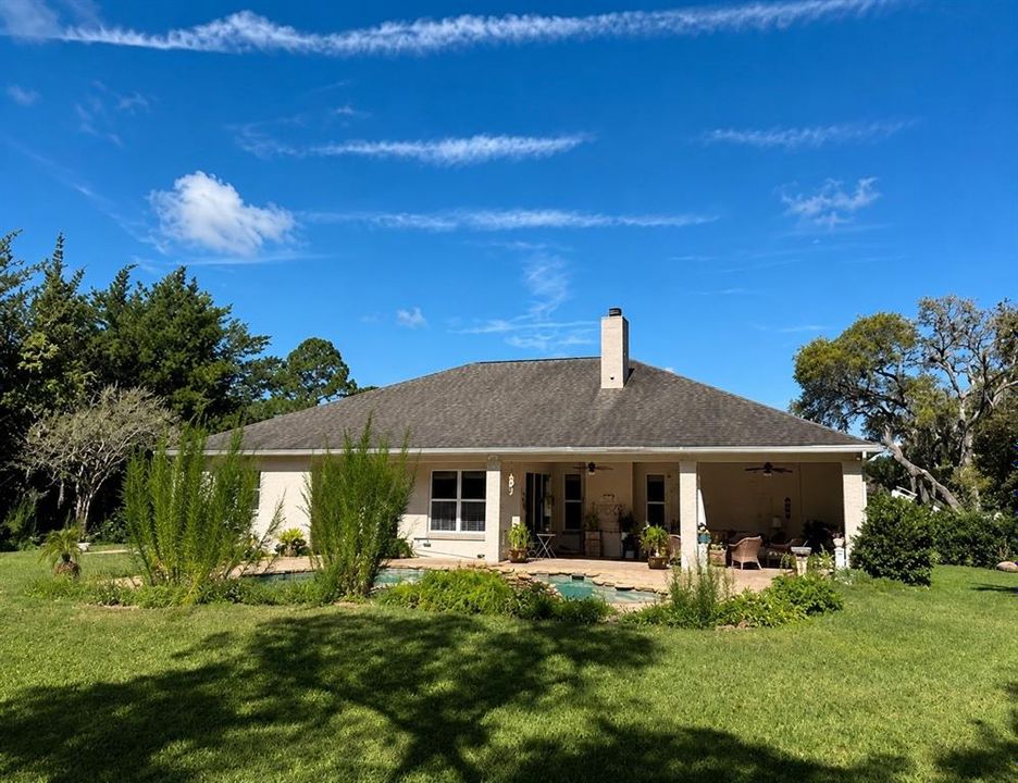 En Venta: $875,000 (4 camas, 2 baños, 2498 Pies cuadrados)