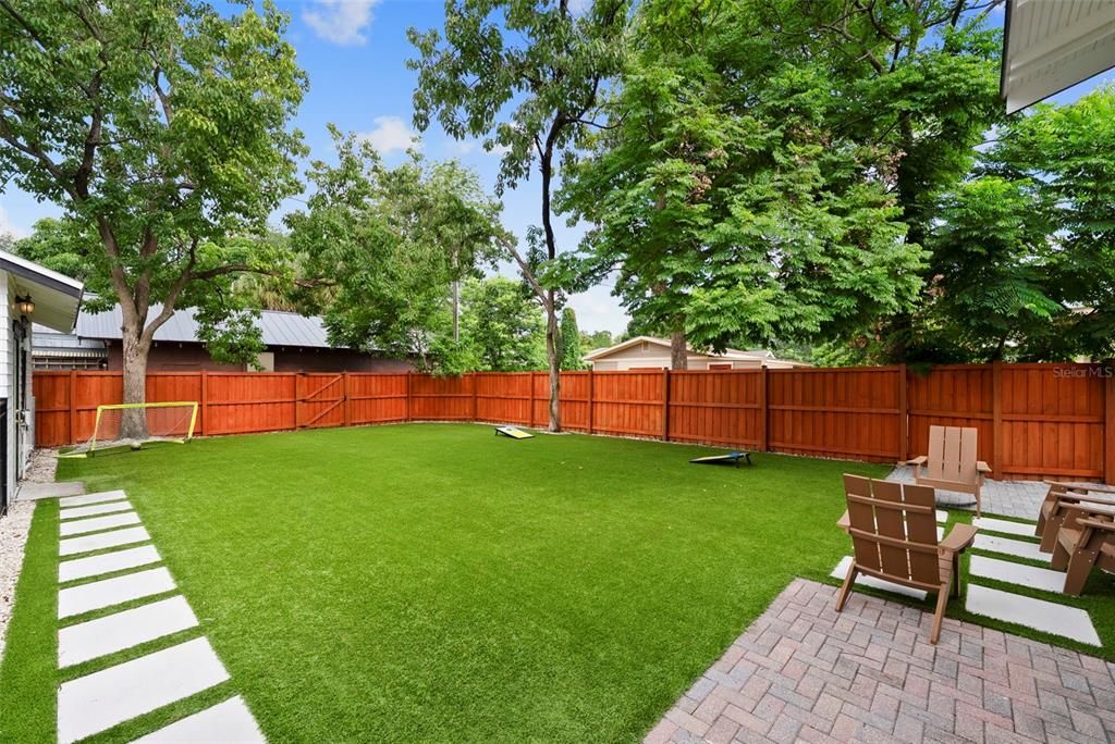En Venta: $699,000 (2 camas, 2 baños, 1824 Pies cuadrados)