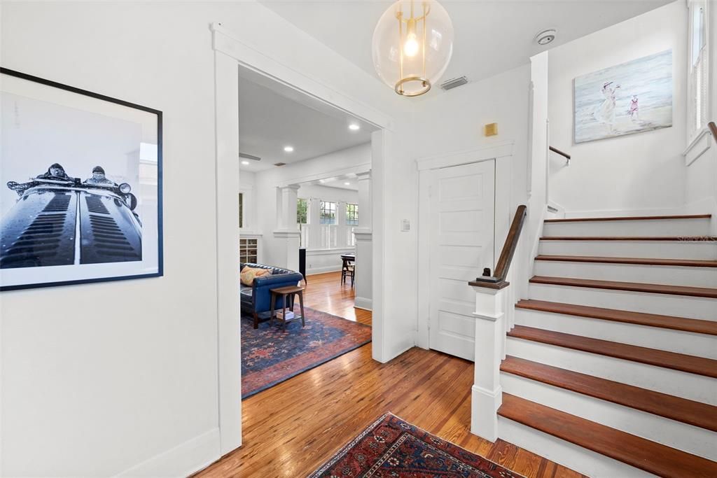 En Venta: $699,000 (2 camas, 2 baños, 1824 Pies cuadrados)