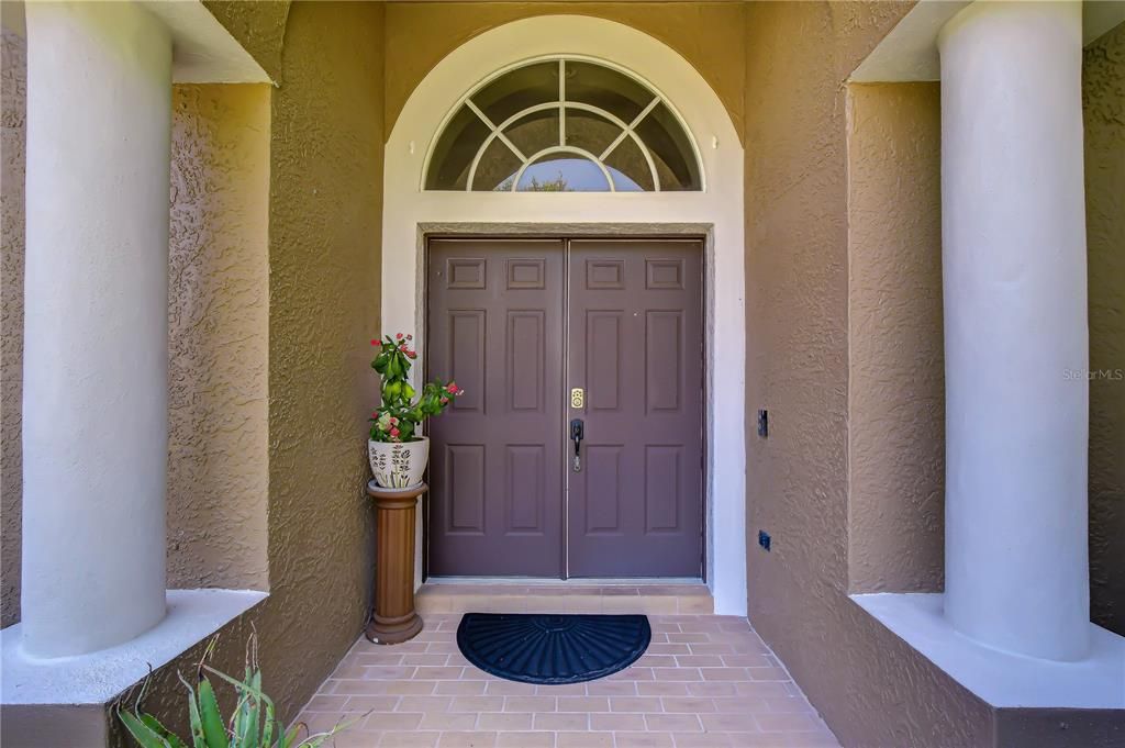 For Sale: $725,000 (4 beds, 3 baths, 2611 Square Feet)