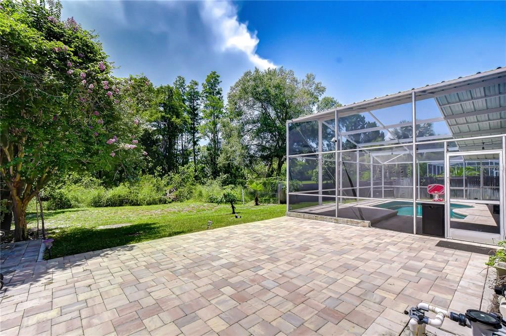 For Sale: $725,000 (4 beds, 3 baths, 2611 Square Feet)