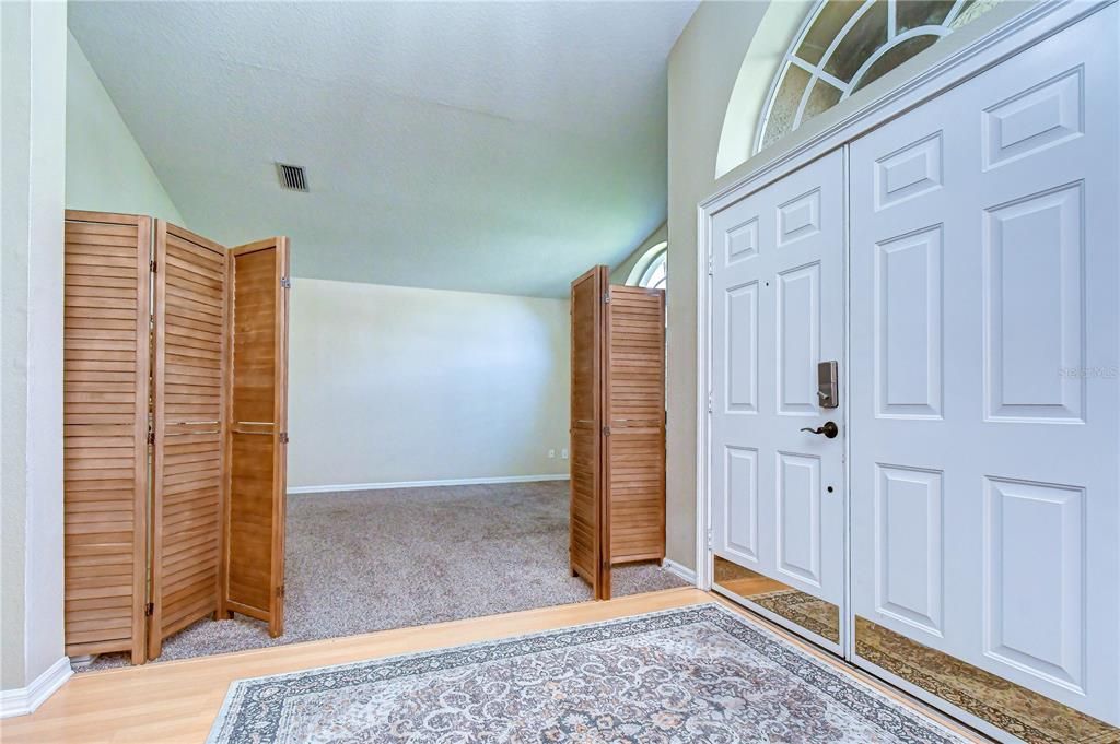 For Sale: $725,000 (4 beds, 3 baths, 2611 Square Feet)