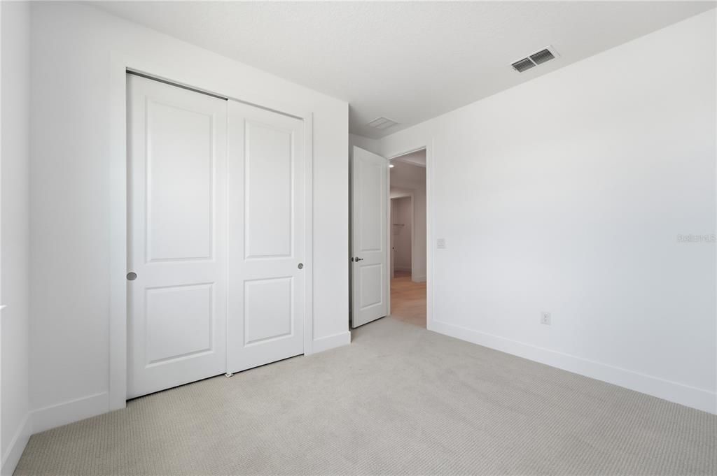 En Venta: $615,000 (3 camas, 2 baños, 2235 Pies cuadrados)