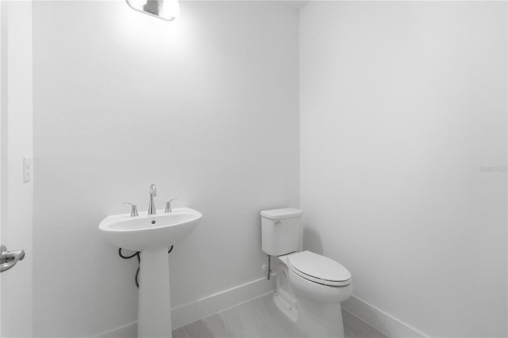 En Venta: $615,000 (3 camas, 2 baños, 2235 Pies cuadrados)