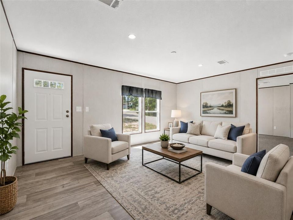 For Sale: $250,000 (4 beds, 2 baths, 1456 Square Feet)