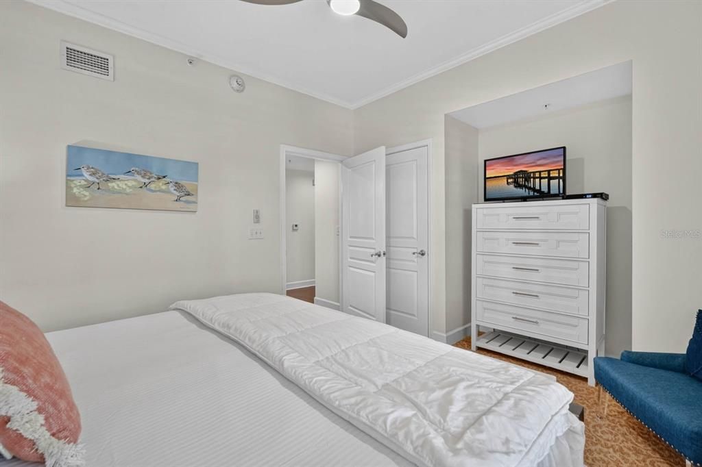 For Sale: $639,000 (3 beds, 3 baths, 1676 Square Feet)