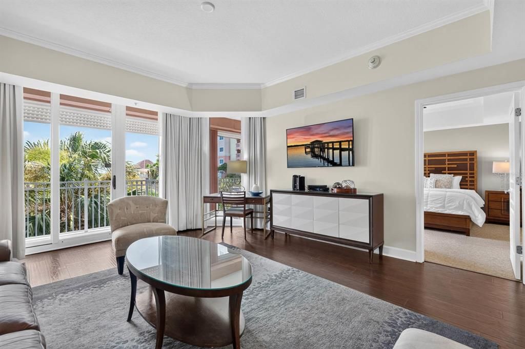For Sale: $639,000 (3 beds, 3 baths, 1676 Square Feet)
