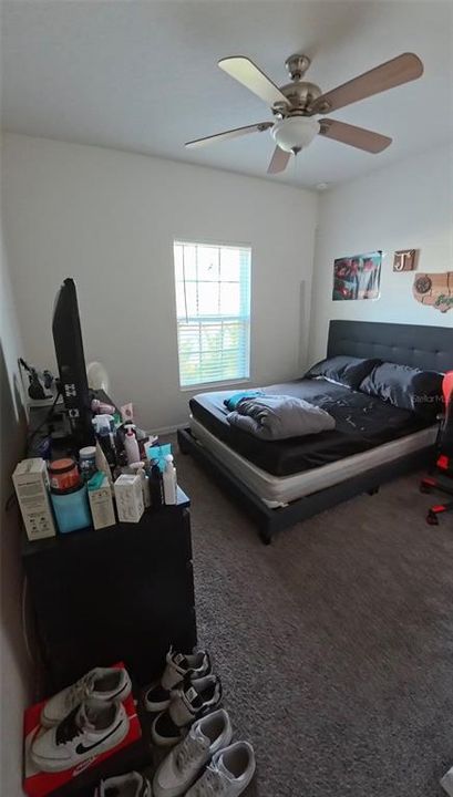 En Venta: $365,000 (4 camas, 2 baños, 1684 Pies cuadrados)