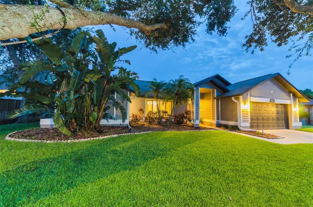 En Venta: $639,990 (4 camas, 2 baños, 2194 Pies cuadrados)