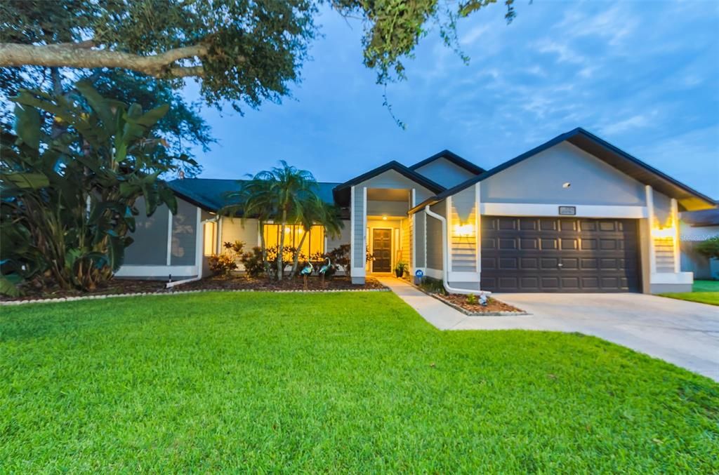 En Venta: $639,990 (4 camas, 2 baños, 2194 Pies cuadrados)