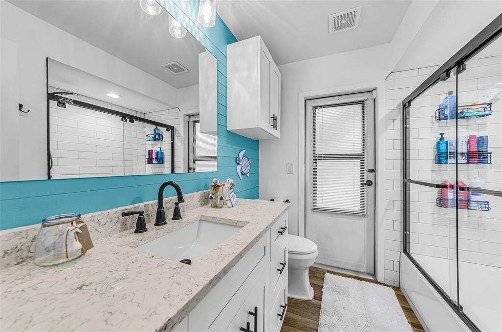 En Venta: $639,990 (4 camas, 2 baños, 2194 Pies cuadrados)