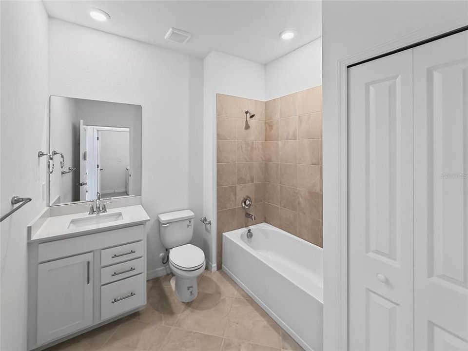 В аренду: $3,600 (3 спален, 2 ванн, 2110 Квадратных фут)