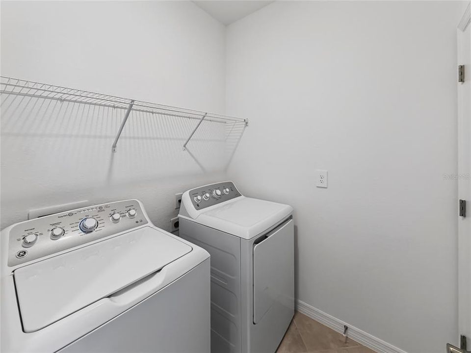 В аренду: $3,600 (3 спален, 2 ванн, 2110 Квадратных фут)