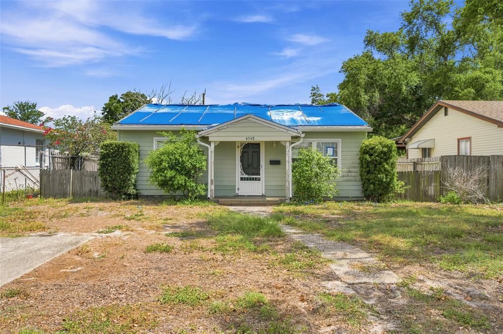 For Sale: $239,900 (2 beds, 1 baths, 1050 Square Feet)
