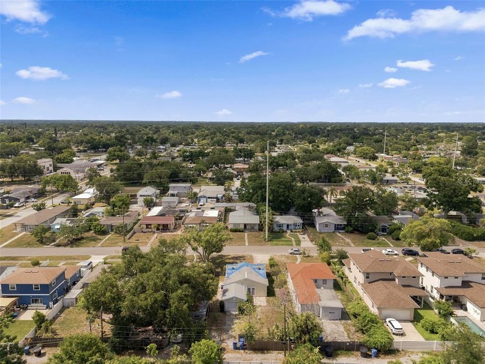 For Sale: $239,900 (2 beds, 1 baths, 1050 Square Feet)