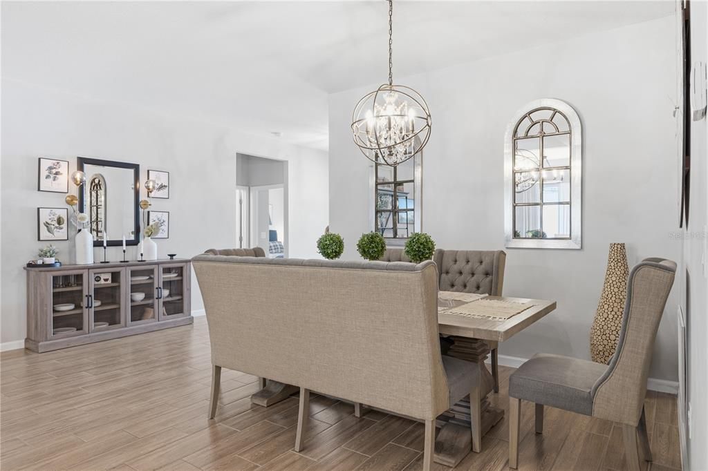 En Venta: $535,000 (4 camas, 3 baños, 2514 Pies cuadrados)