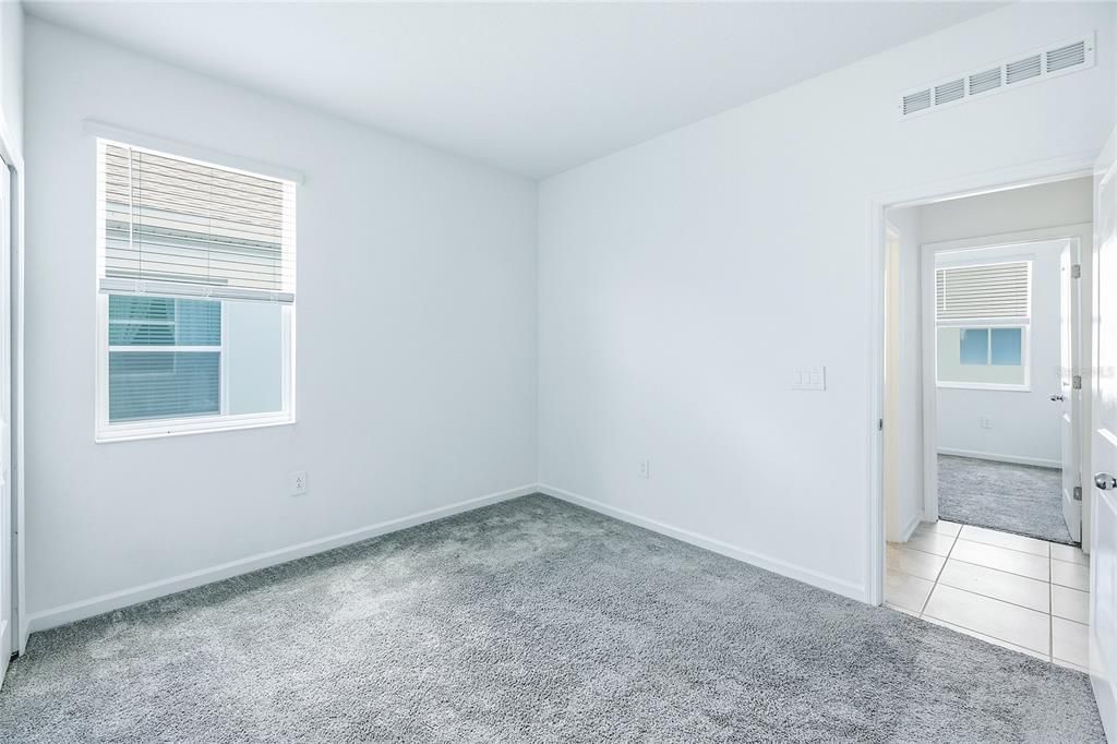 En Venta: $325,000 (4 camas, 3 baños, 2109 Pies cuadrados)