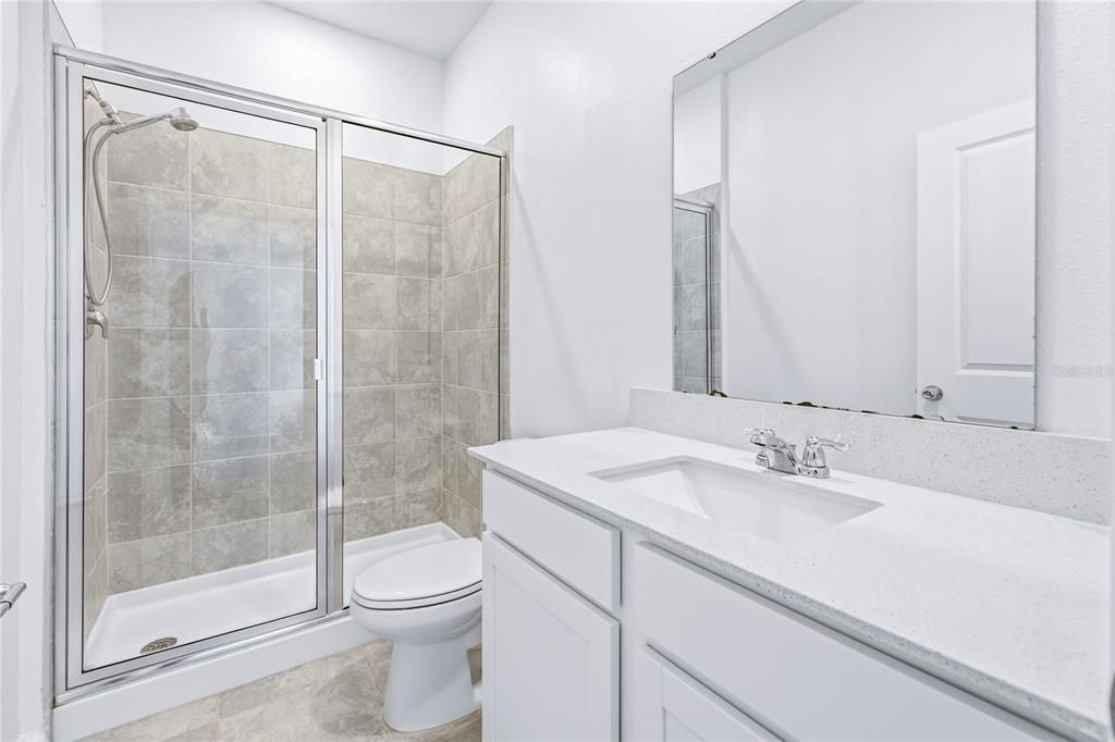 En Venta: $325,000 (4 camas, 3 baños, 2109 Pies cuadrados)